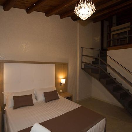B&B La Serenissima パレルモ エクステリア 写真